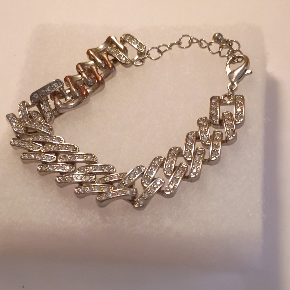 Silver & Gold Tone Chain Link Bracelet Lot with Heart Shapes, Mixed Clasps